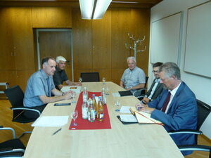 Gernot Erler und Julien Bender wurden empfangen von BM Breig und Schweizer im Rathaus Ehrenkirchen